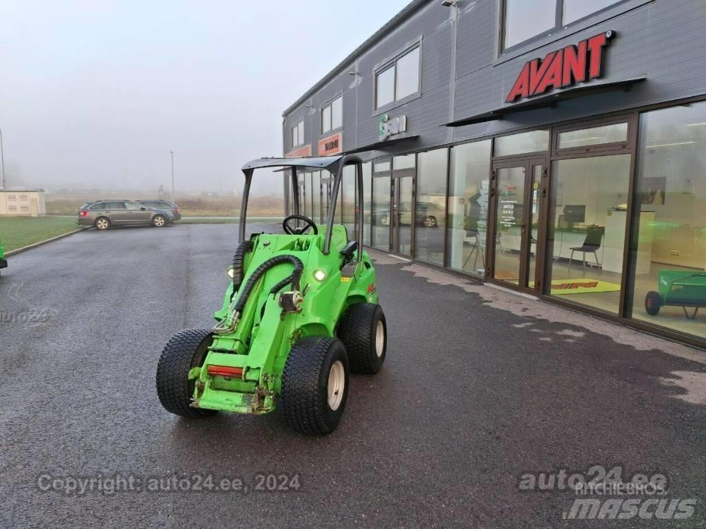 Avant 528 Mini pale