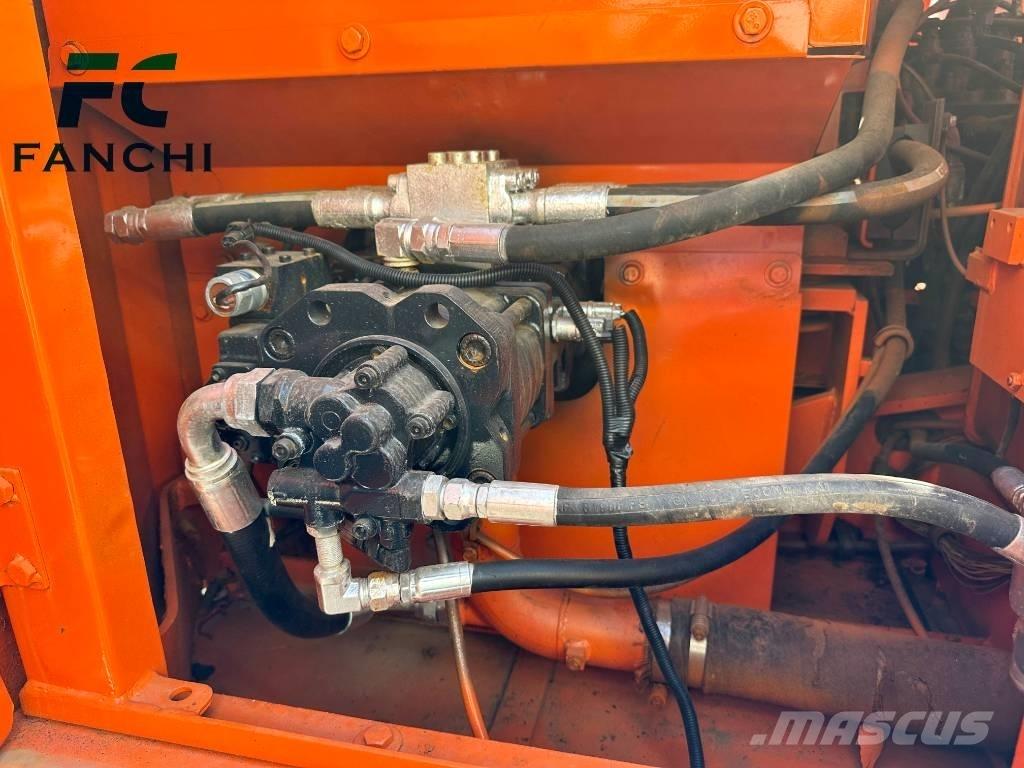 Doosan DX 140 LC Escavatori cingolati