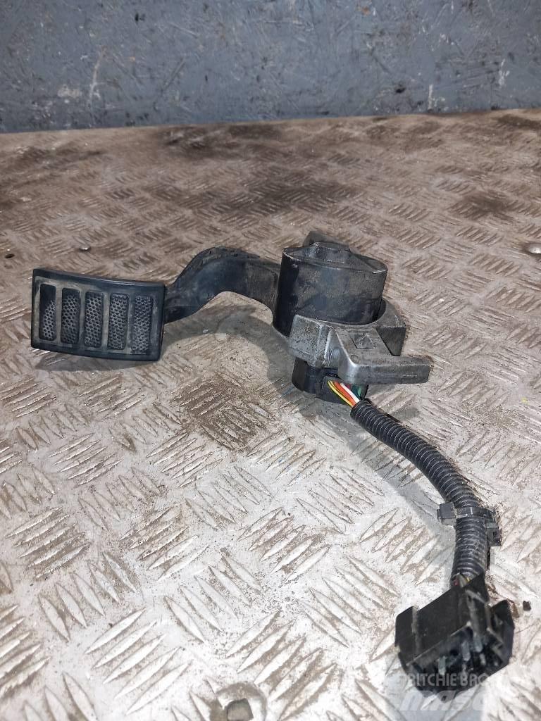 Volvo FH 12 132378 Cabine e interni