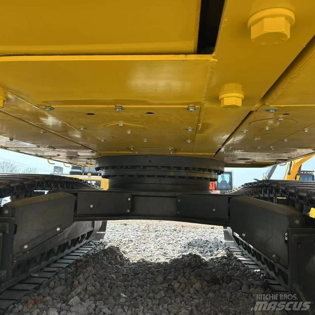 Komatsu 450-8 Escavatori cingolati