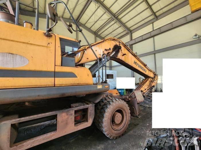 Hyundai HW210 Escavatori gommati