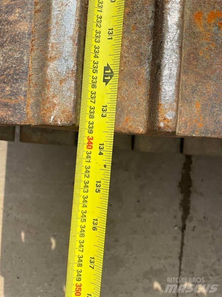 Hitachi ZX 250 LC-6 Escavatori cingolati