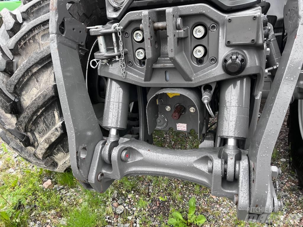 Massey Ferguson 8 S Trattori