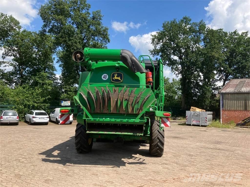 John Deere T670 Mietitrebbiatrici