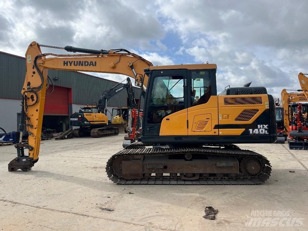 Hyundai HX140L Escavatori cingolati