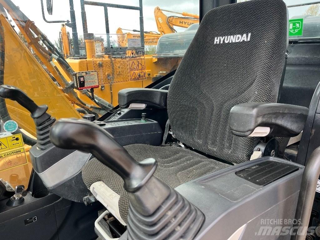 Hyundai HX140L Escavatori cingolati