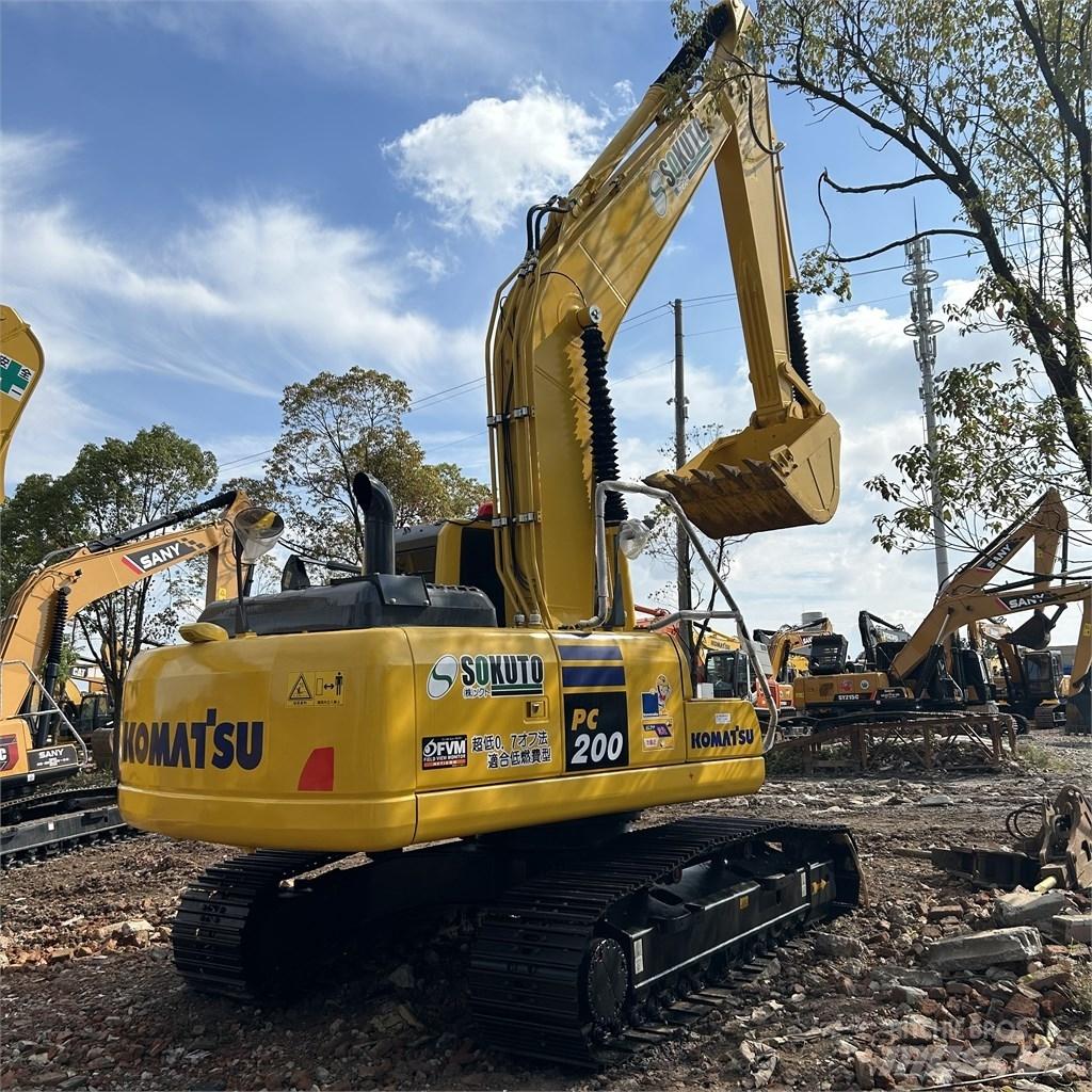 Komatsu PC200-8MO Escavatori cingolati