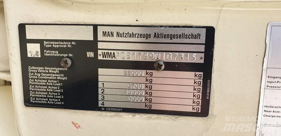 MAN 26.422 Motrici centinate