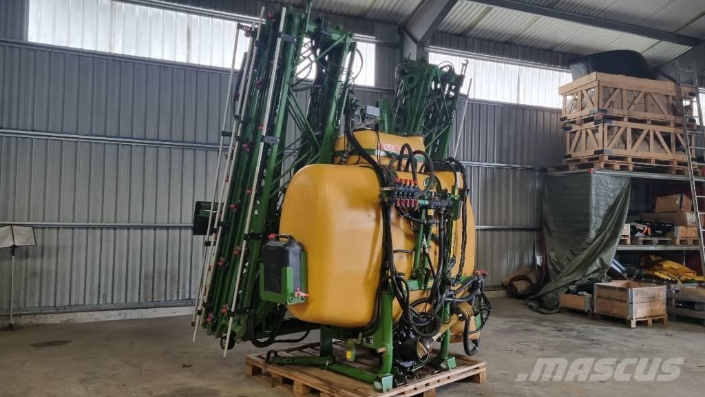 Amazone UF 1200 Irroratori montati