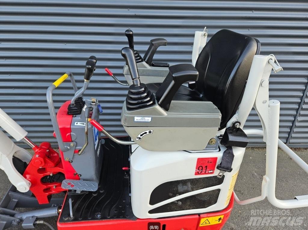 Takeuchi TB 210 R Miniescavatori