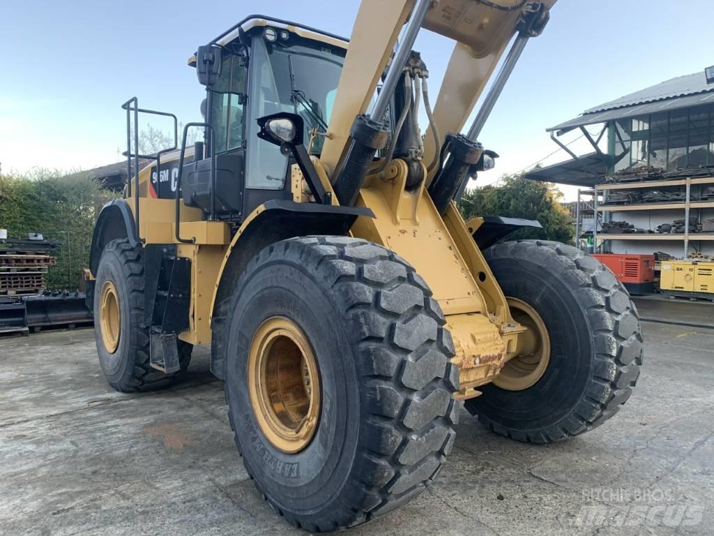 CAT 966 M Pale gommate