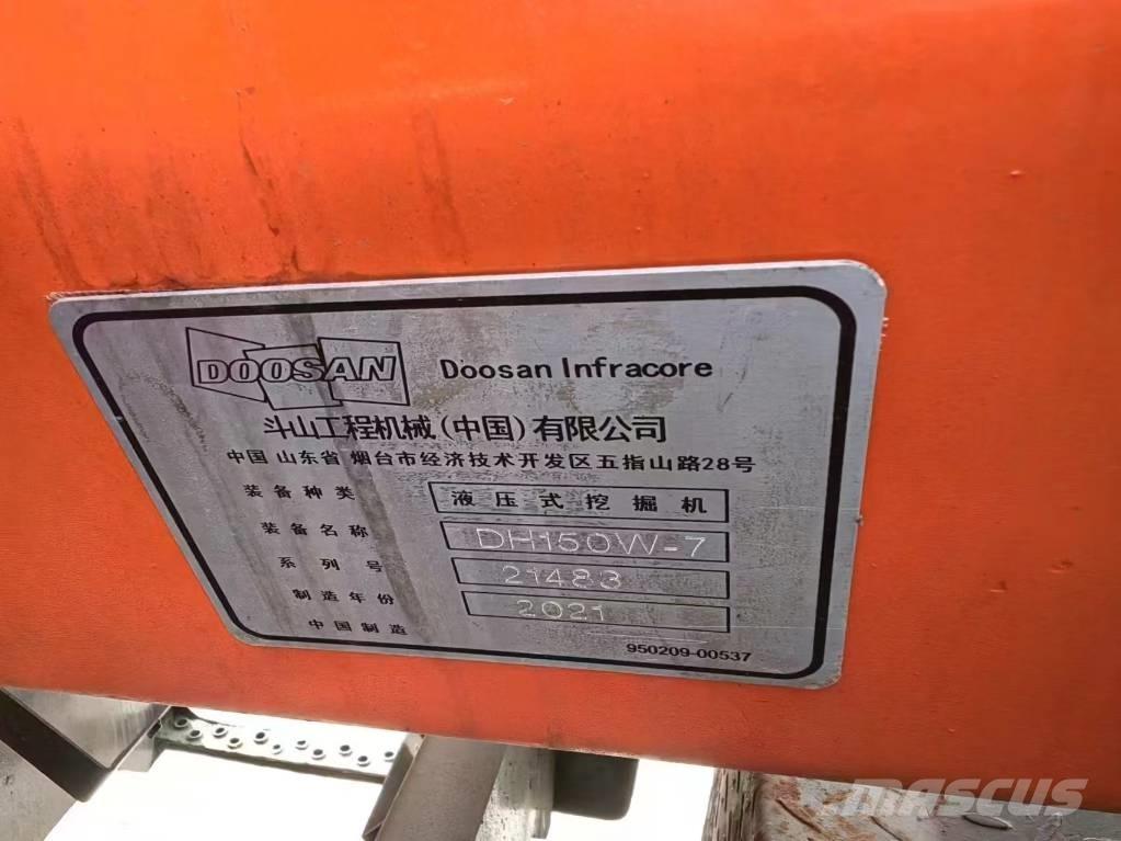 Doosan DH 150 Escavatori gommati