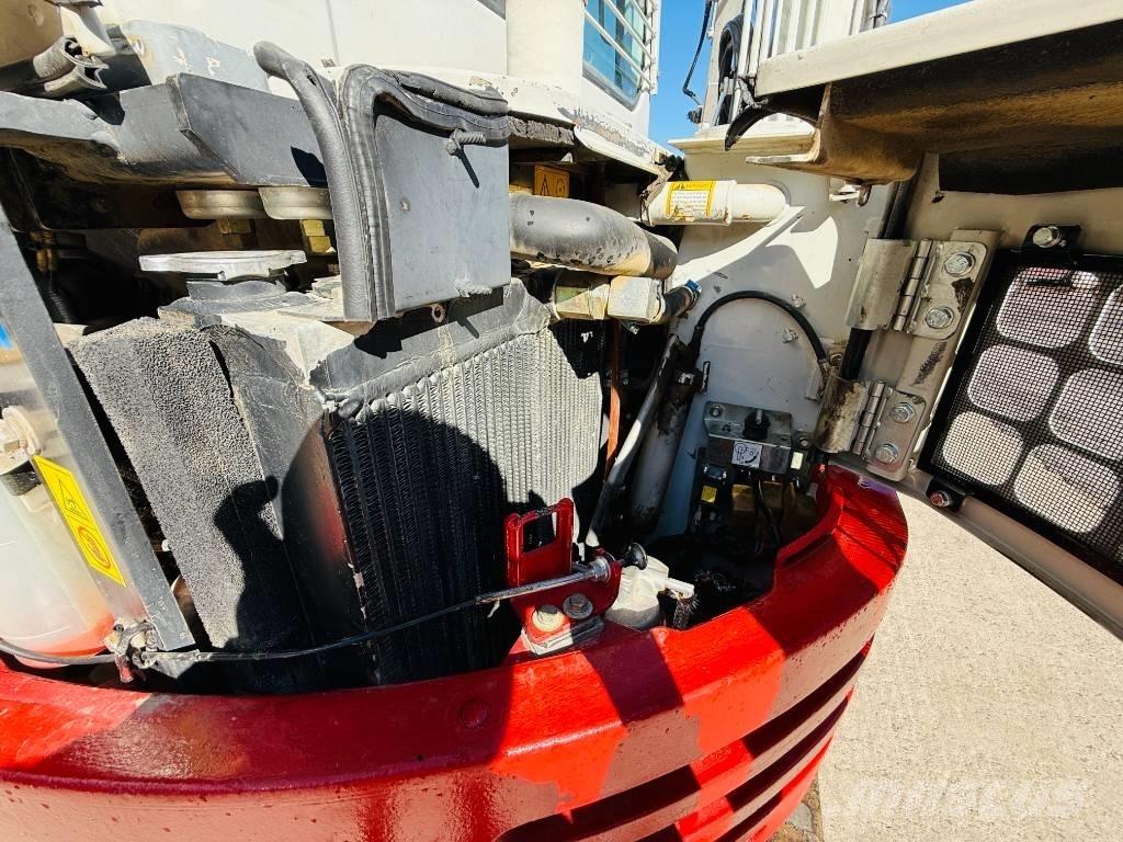Takeuchi TB 138 FR Miniescavatori