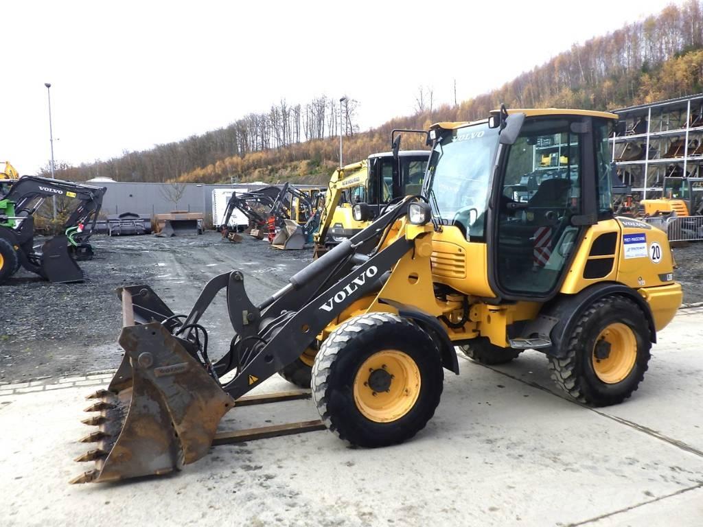 Volvo L 20 F Pale gommate