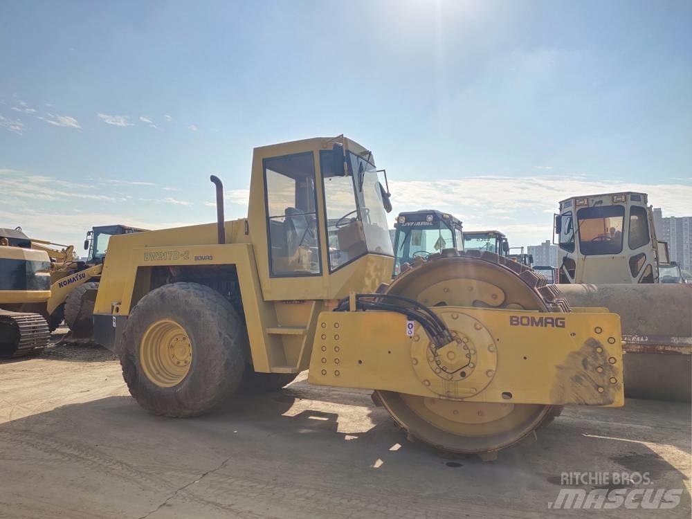 Bomag BW 217 Rulli monotamburo