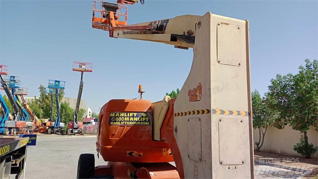 JLG 800AJ Piattaforme a braccio articolato