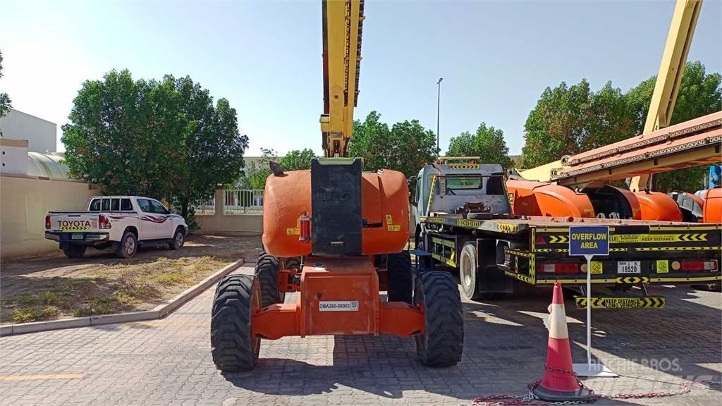 JLG 800AJ Piattaforme a braccio articolato