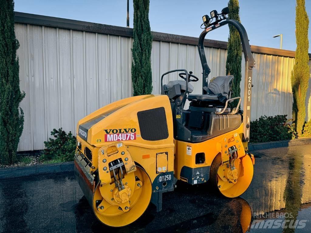 Volvo DD 25 B Rulli a doppio tamburo