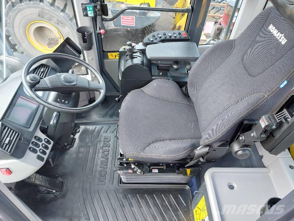 Komatsu WA470-8 Pale gommate