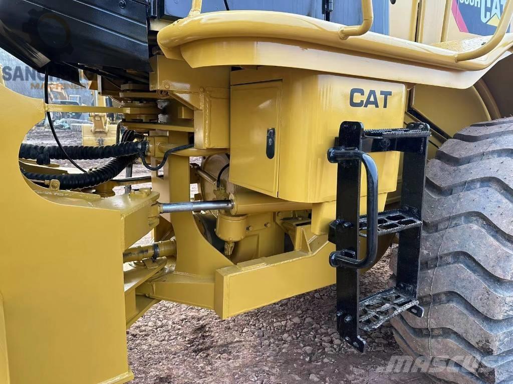 CAT 950 H Pale gommate