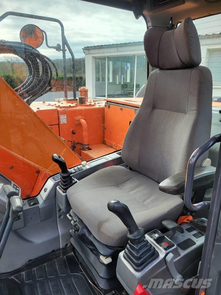 Doosan DX 140 LCR-3 Escavatori cingolati