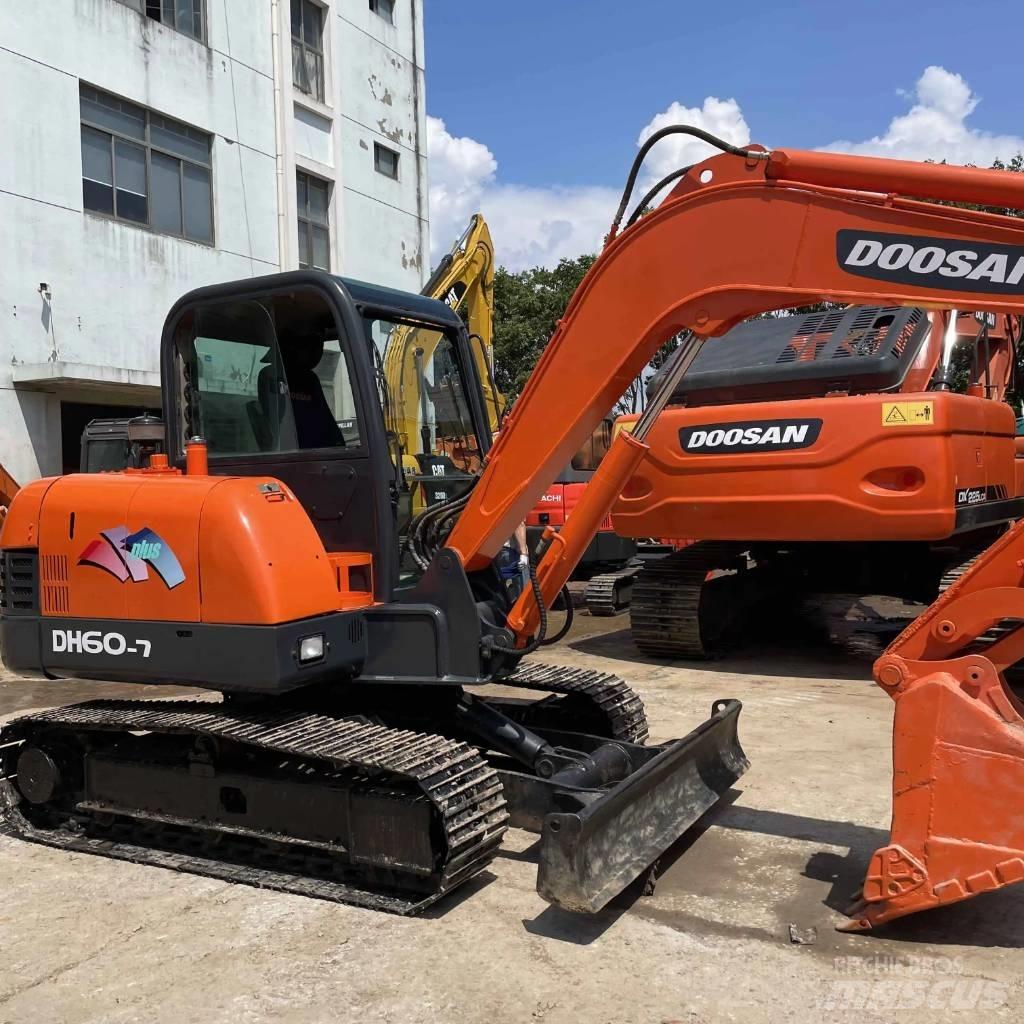Doosan DH60-7 Miniescavatori