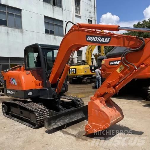 Doosan DH60-7 Miniescavatori