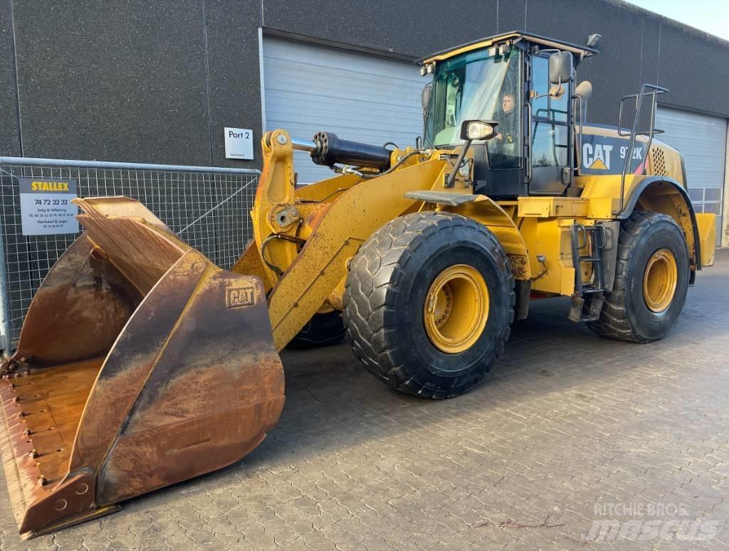 CAT 972K Pale gommate