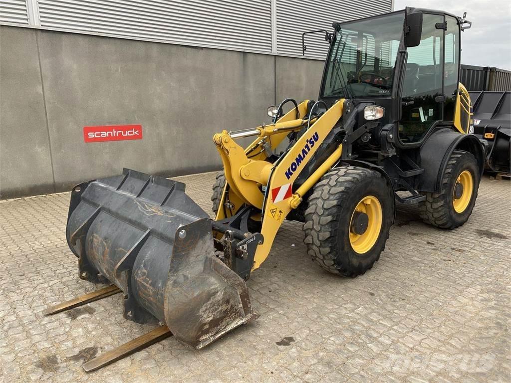 Komatsu WA80M-8EO Pale multiuso