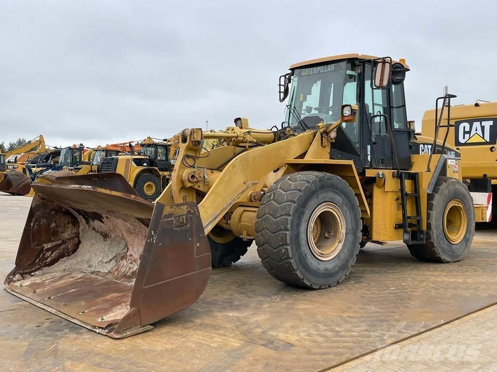CAT 950G Pale gommate