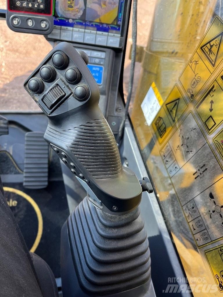 Komatsu HB 365LC-3E0 Escavatori cingolati