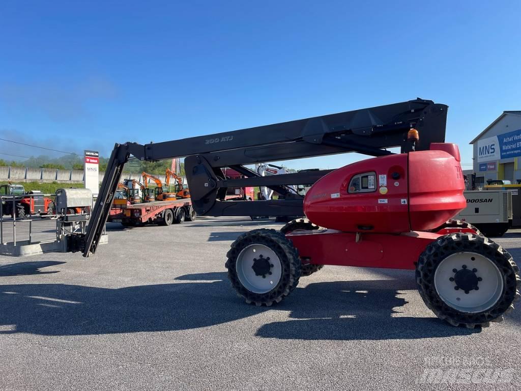 Manitou 200 ATJ Piattaforme a braccio articolato