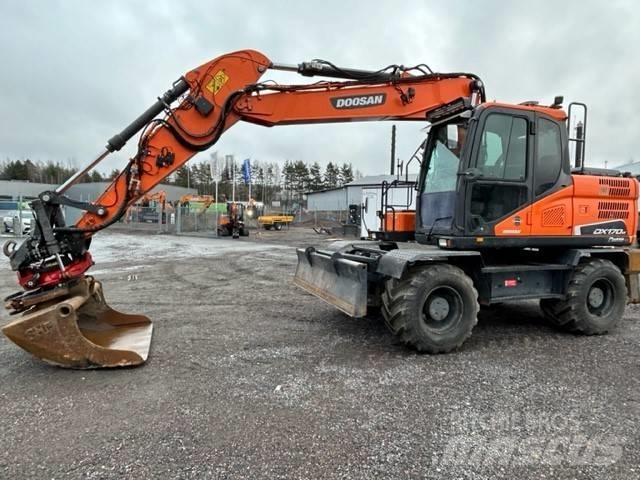 Doosan DX 170 W-5 Escavatori gommati
