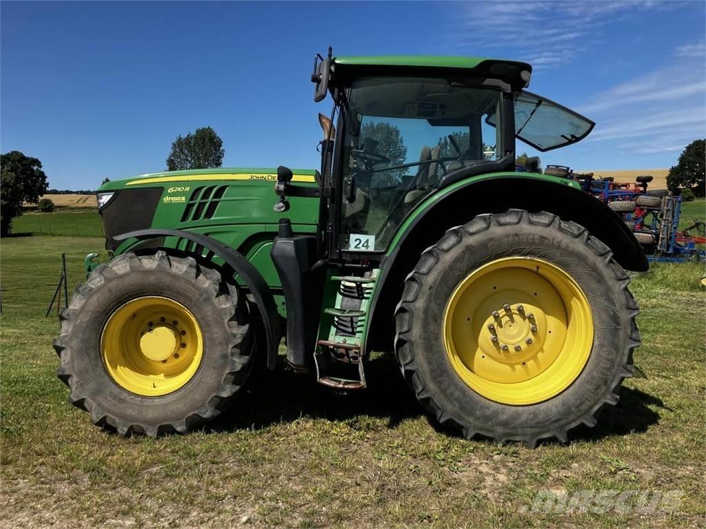John Deere 6210R Trattori