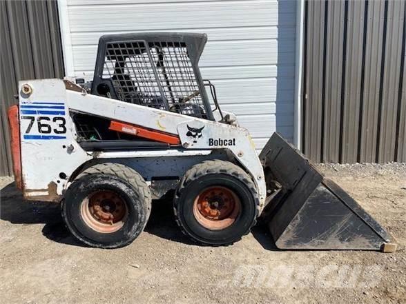 Bobcat 763 Mini Pale Gommate