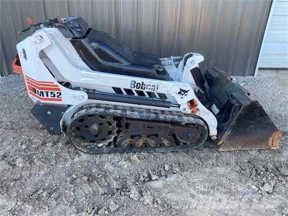 Bobcat MT50 Mini Pale Gommate