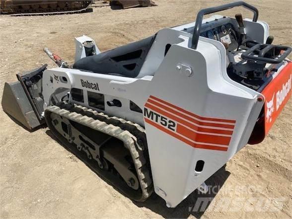 Bobcat MT52 Mini Pale Gommate
