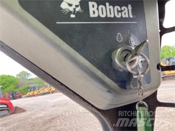 Bobcat T140 Mini Pale Gommate