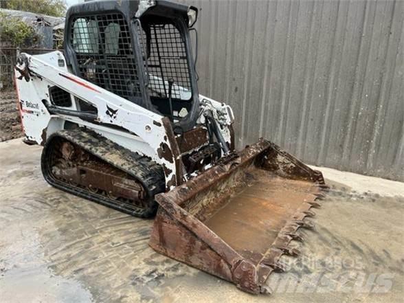 Bobcat T450 Mini Pale Gommate