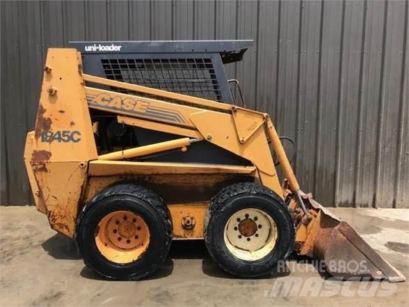 CASE 1845C Mini Pale Gommate