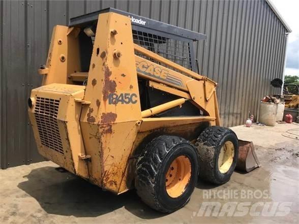CASE 1845C Mini Pale Gommate