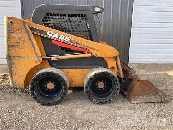 CASE 420 Mini Pale Gommate