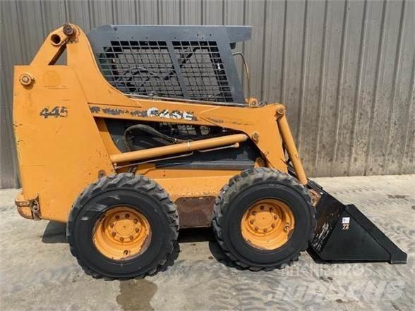 CASE 445 Mini Pale Gommate