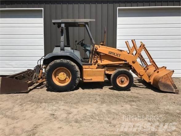 CASE 570L XT Pale gommate