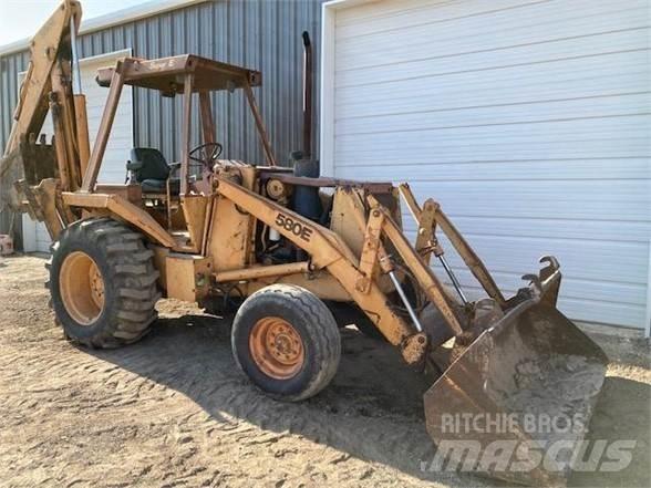 CASE 580E Terne