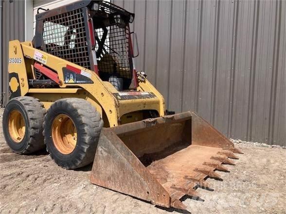 CAT 228 Mini Pale Gommate