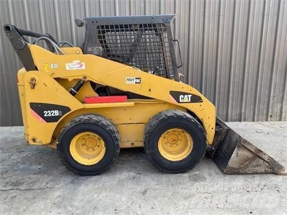CAT 232B2 Mini Pale Gommate