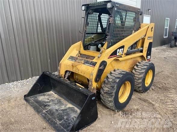 CAT 236 Mini Pale Gommate