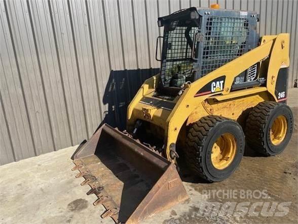 CAT 246 Mini Pale Gommate