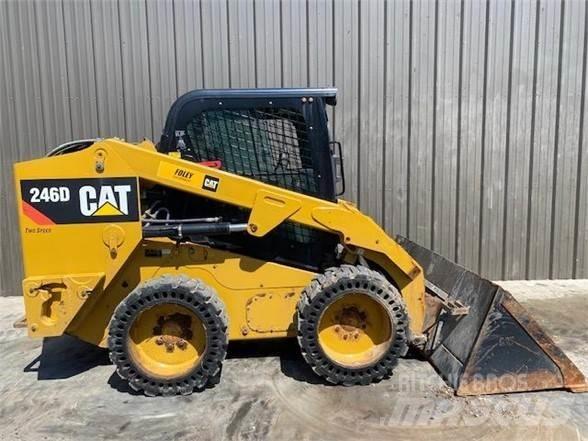 CAT 246D Mini Pale Gommate